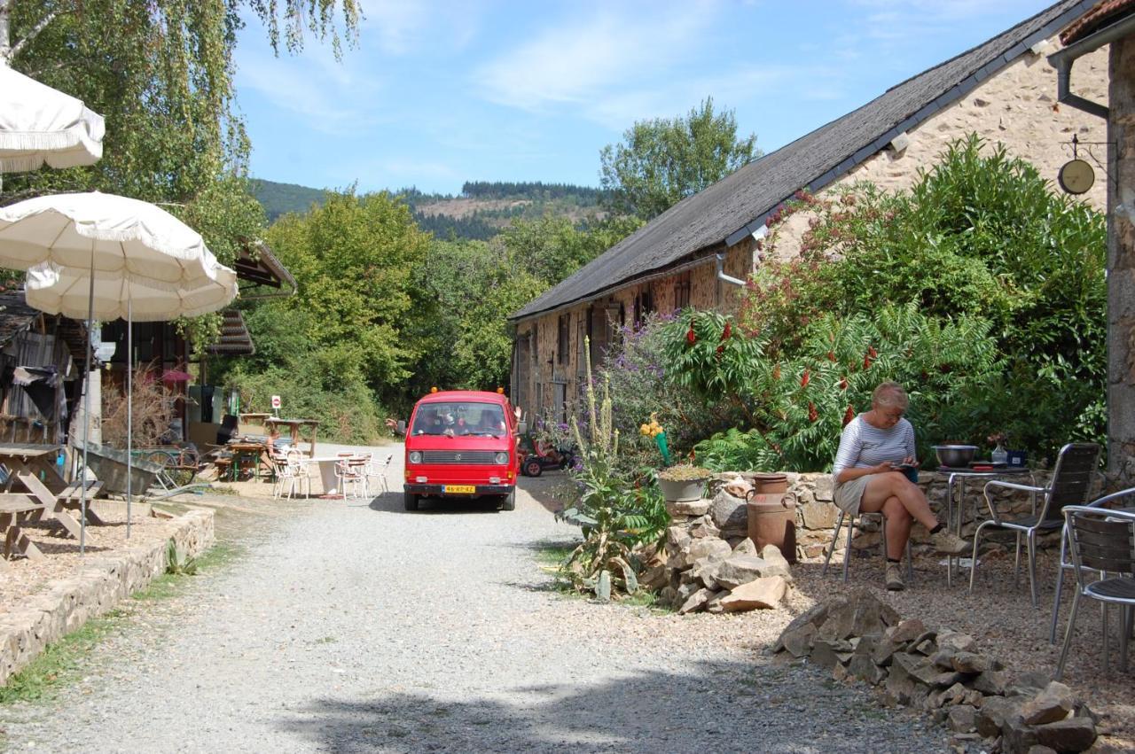 Camping La Foret Du Morvan Larochemillay Exteriör bild